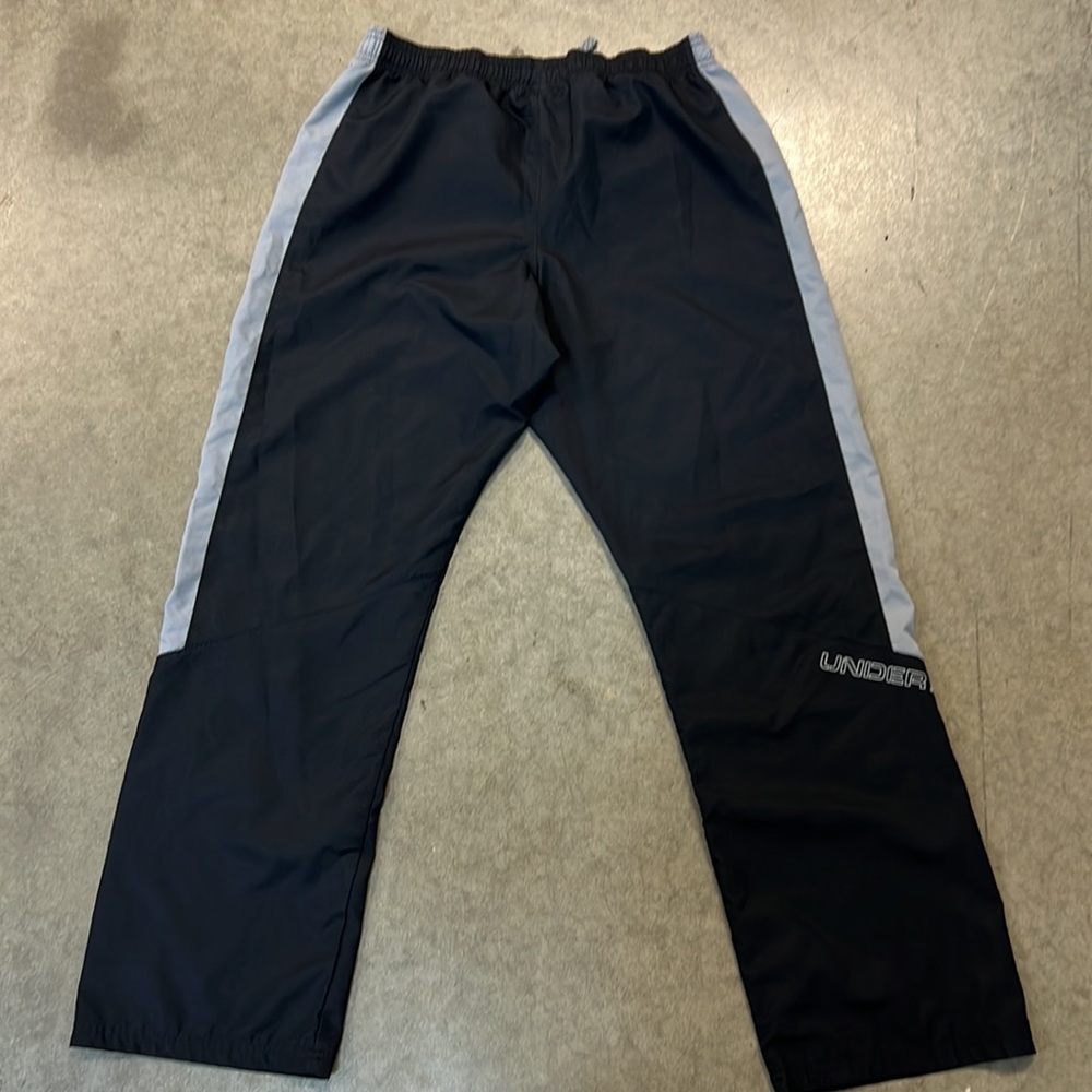 Under Armour Boys wind pants size YXL - Picture 5 of 5